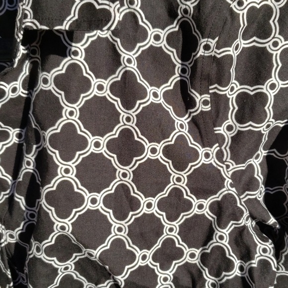 Talbots Black Buttom Down Shirt Elegant Size 4 - Picture 5 of 8